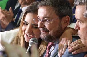 Bárbara do Firmino anuncia apoio a pré-candidato à prefeitura, Fábio Novo (Foto: Divulgação)