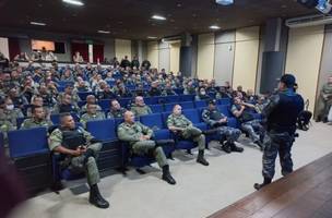 O objetivo do encontro foi discutir o reforço do policiamento na região litorânea. (Foto: CCOM)