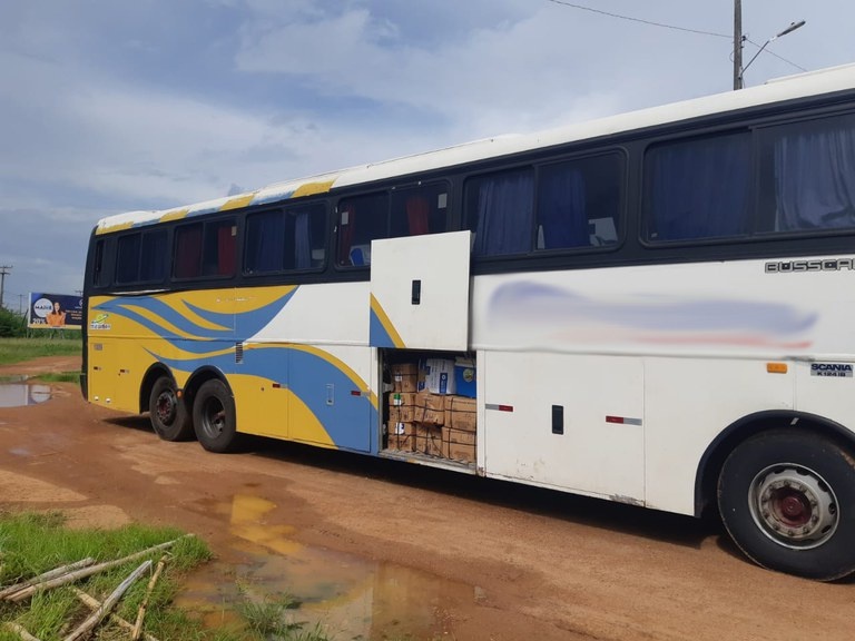 1,4 tonelada de camarão transportado sem a devida documentação sanitária é apreendido pela PRF em Campo Maior