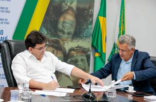 Rafael Fonteles em reunião o reitor Evandro Alberto (Foto: Divulgação)