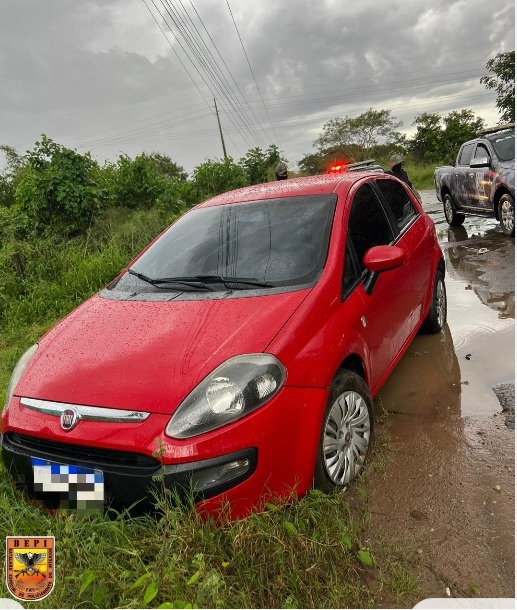 Policia Militar prende suspeito de realizar uma série de assaltos em Teresina