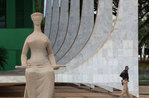 STF julga na próxima semana mais 200 investigados por atos golpistas