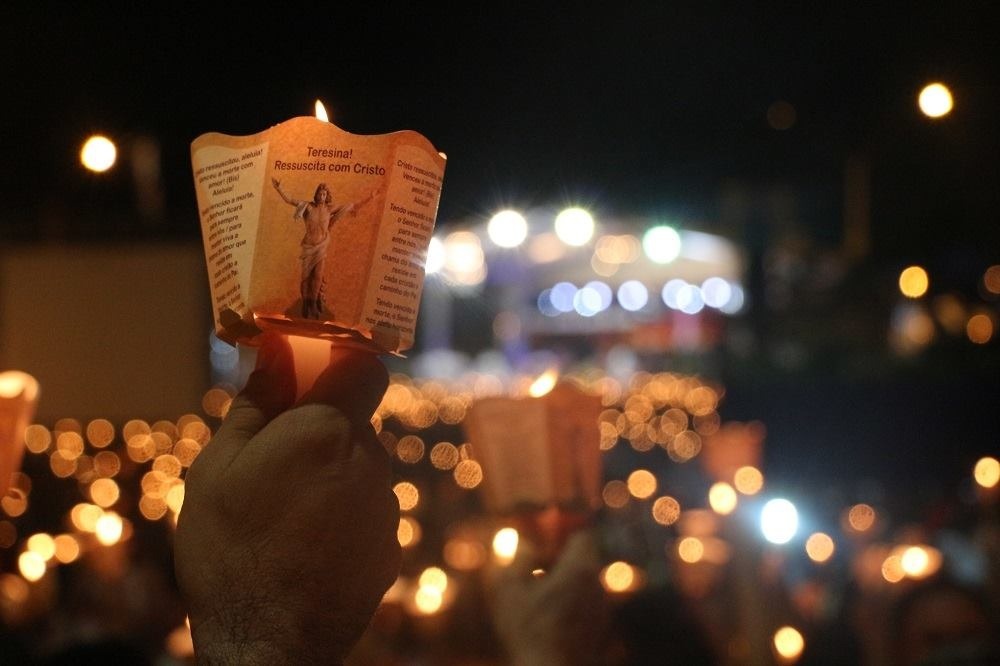 Teresina Ressuscita com Cristo retorna com grande procissão luminosa