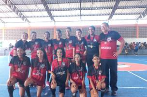 Time de handebol com alunas de escola municipal vence competição piauiense (Foto: Divulgação)