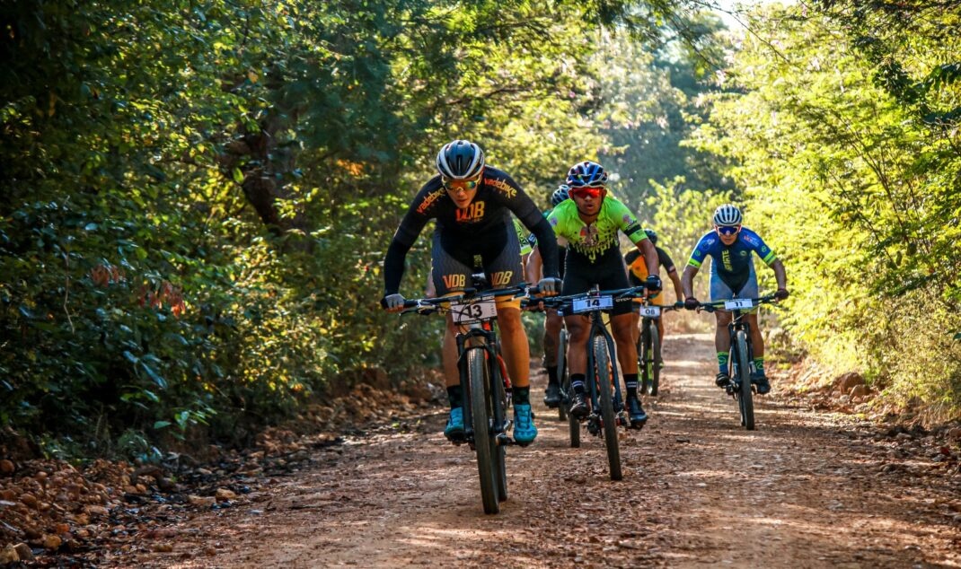 Cerrados Ride reúne atletas do ciclismo do Piauí e outros estados do Brasil