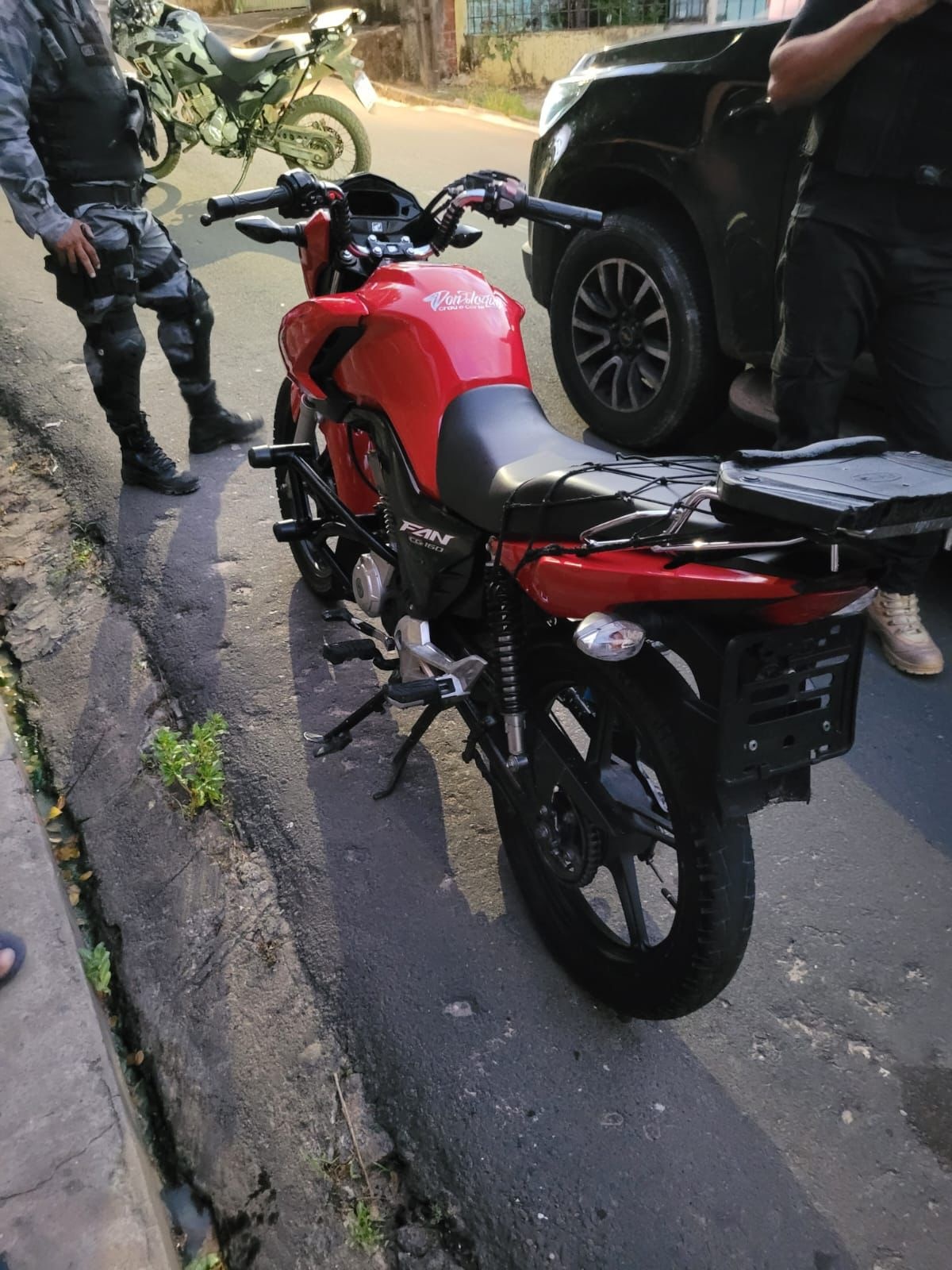 Moto apreendida durante a operação