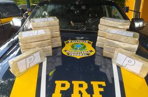 PRF apreende droga avaliada em mais de R$ 2,4 milhões (Foto: Divulgação)