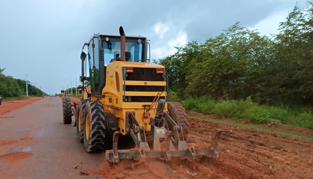 Governo restaura PI-213 no trecho que vai de Cocal até a divisa do Piauí com o Ceará