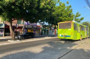 STRANS realiza mudanças na sinalização de trânsito da avenida José Francisco de Almeida Neto no bairro Dirceu (Foto: Divulgação)