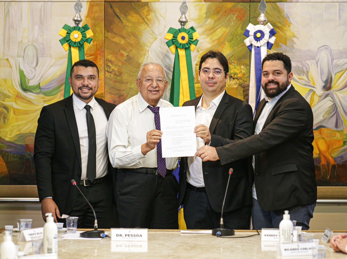 Dr. Pessoa lança o edital do primeiro concurso público para o IPMT