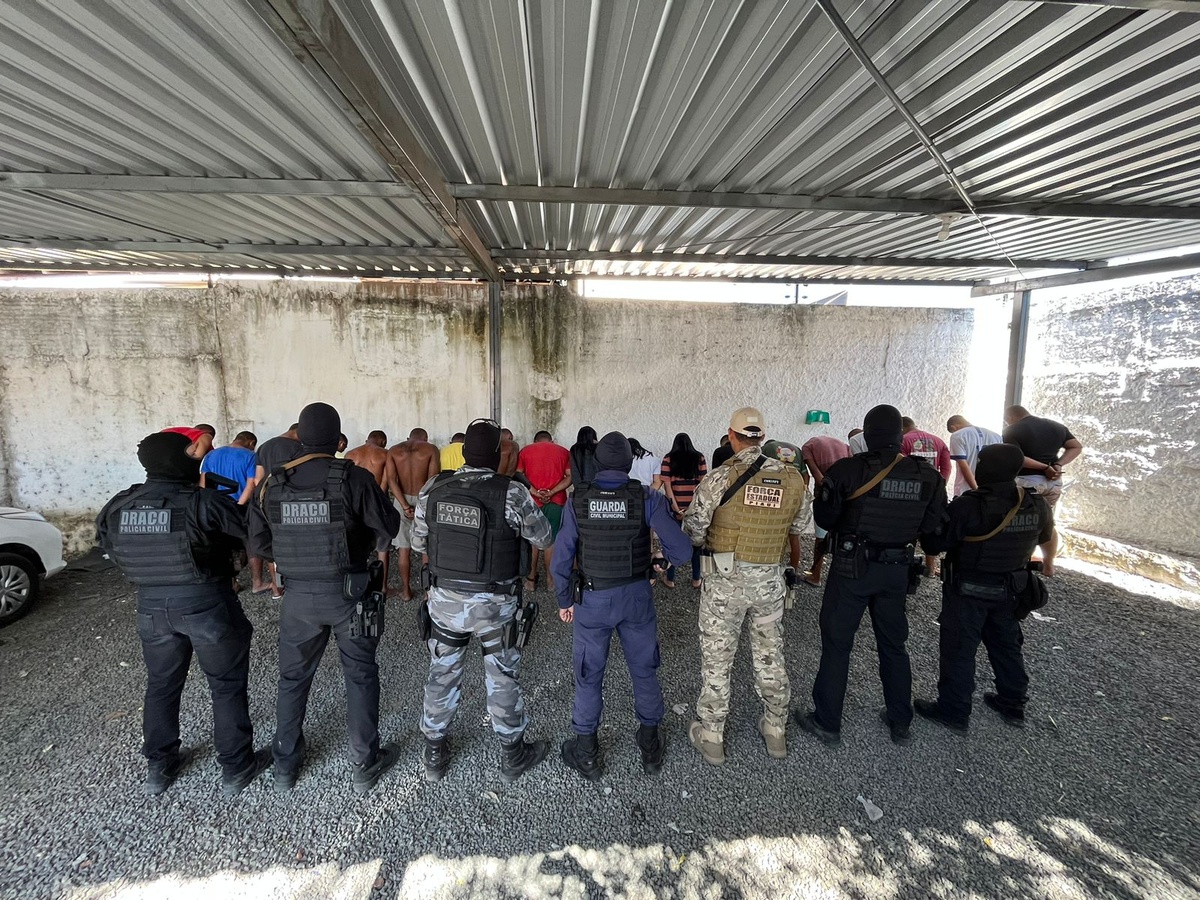 Polícia Civil prende 40 pessoas envolvidas com facções criminosas em Teresina