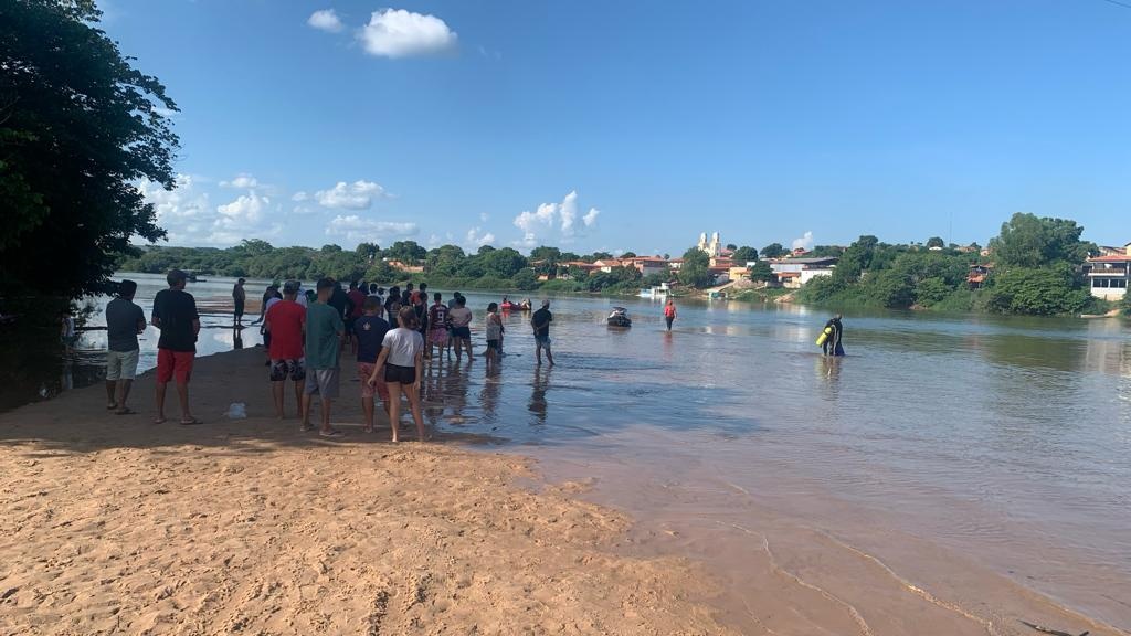 Buscas pelo corpo de adolescente que se afogou no Rio Parnaíba serão retomadas