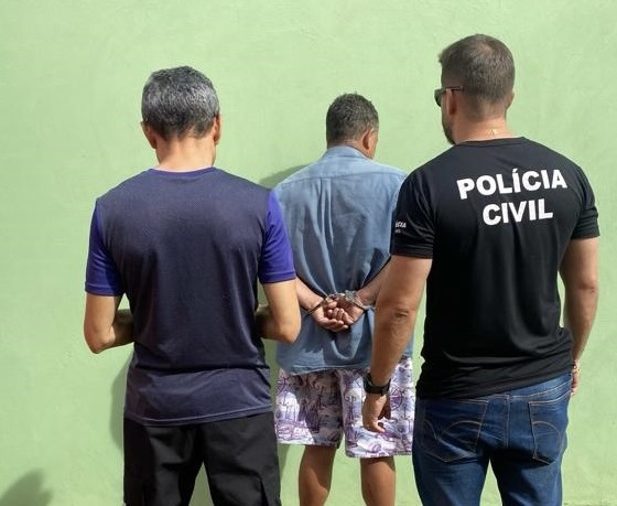 Polícia Civil prende foragido há 15 anos por feminicídio em Goiás