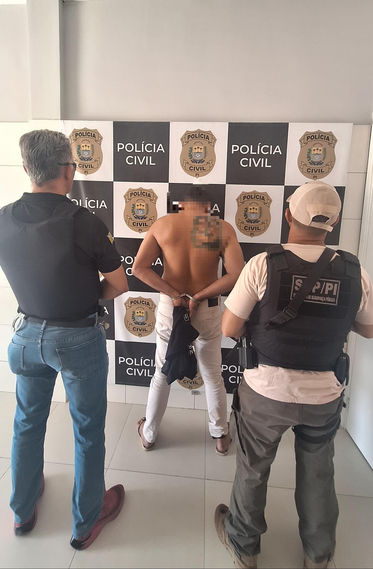 Ex-policial militar acusado de homicídio e roubo é preso na zona sul de Teresina