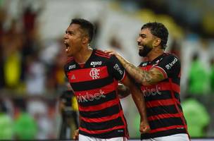 Flamengo sai na frente do Corinthians na semifinal da Copa do Brasil (Foto: Marcelo Cortes / CRF)