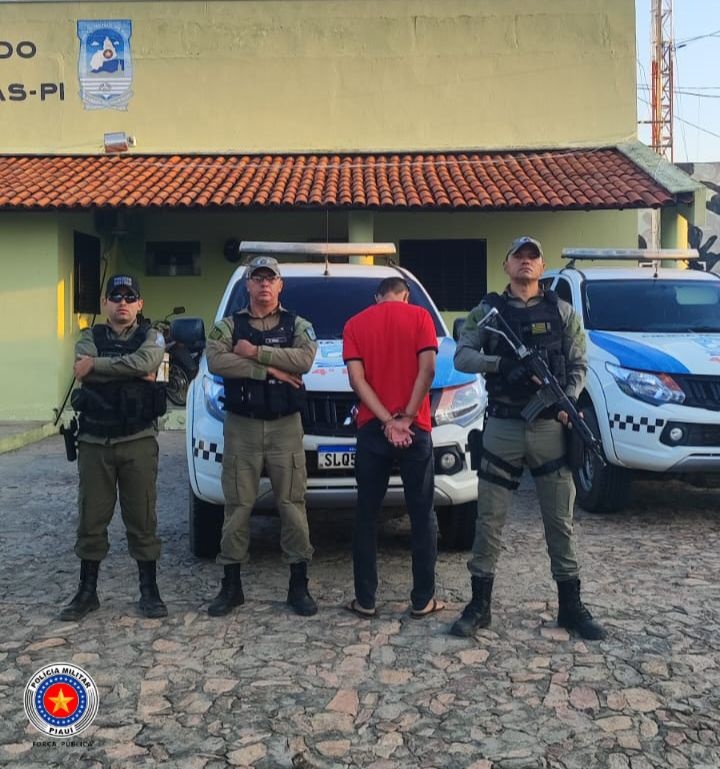 Homem é preso por suspeita de matar outro com vários golpes de faca no Piauí