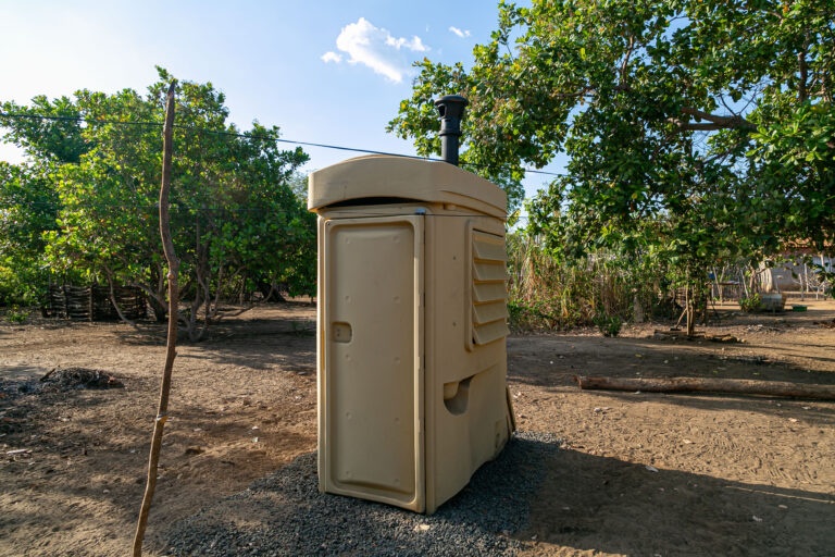 Timon é a primeira cidade do Maranhão a instalar banheiros SaniSolares