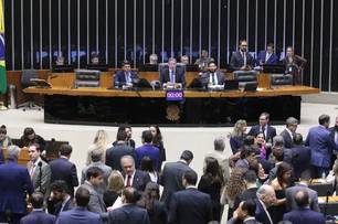 Câmara rejeita mudanças do Senado e aprova reforma tributária