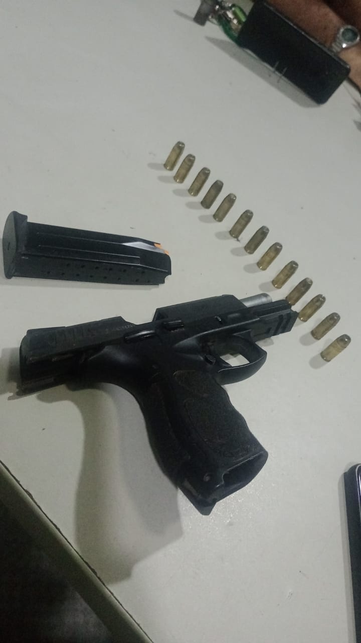 Polícia Militar prende homem com arma de fogo em bar no bairro Mocambinho