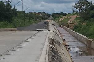 Prefeitura alerta sobre trânsito na Av. Dom Hélder Câmara após populares destruírem bloqueio (Foto: Divulgação)