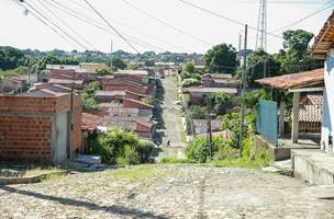 Ruas do bairro Satélite recebem serviços de pavimentação asfáltica (Foto: Divulgação)