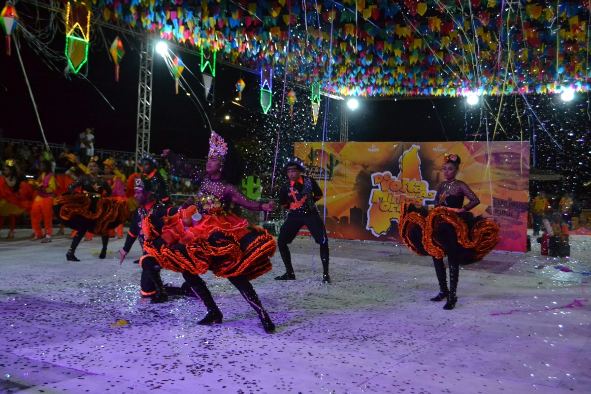 Sucesso de público em mais uma noite do “Viva São João de Teresina”