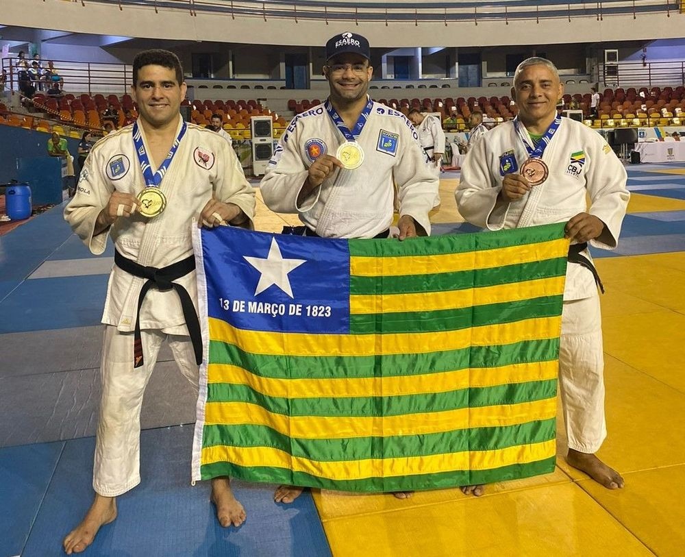 Stanley Torres conquista medalha de ouro e se torna tricampeão brasileiro