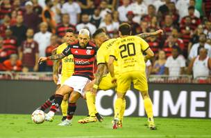 Flamengo joga mal e perde para o Peñarol no Maracanã (Foto: Marcelo Cortes / CRF)