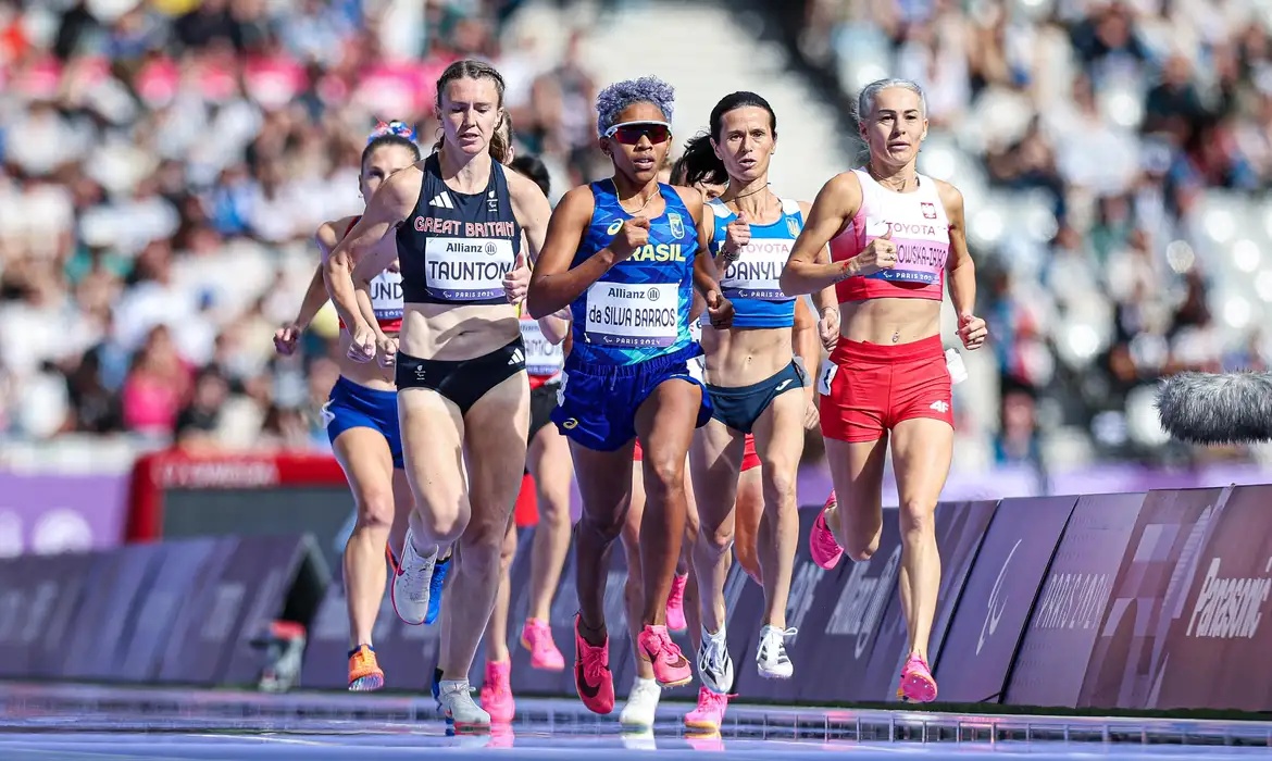 Piauiense Antônia Keyla conquista bronze nos 1500 metros classe T20