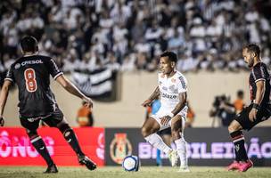 Tentando se aproximar da liderança, Santos visita o Botafogo-SP (Foto: Raul Baretta/Santos F.C)