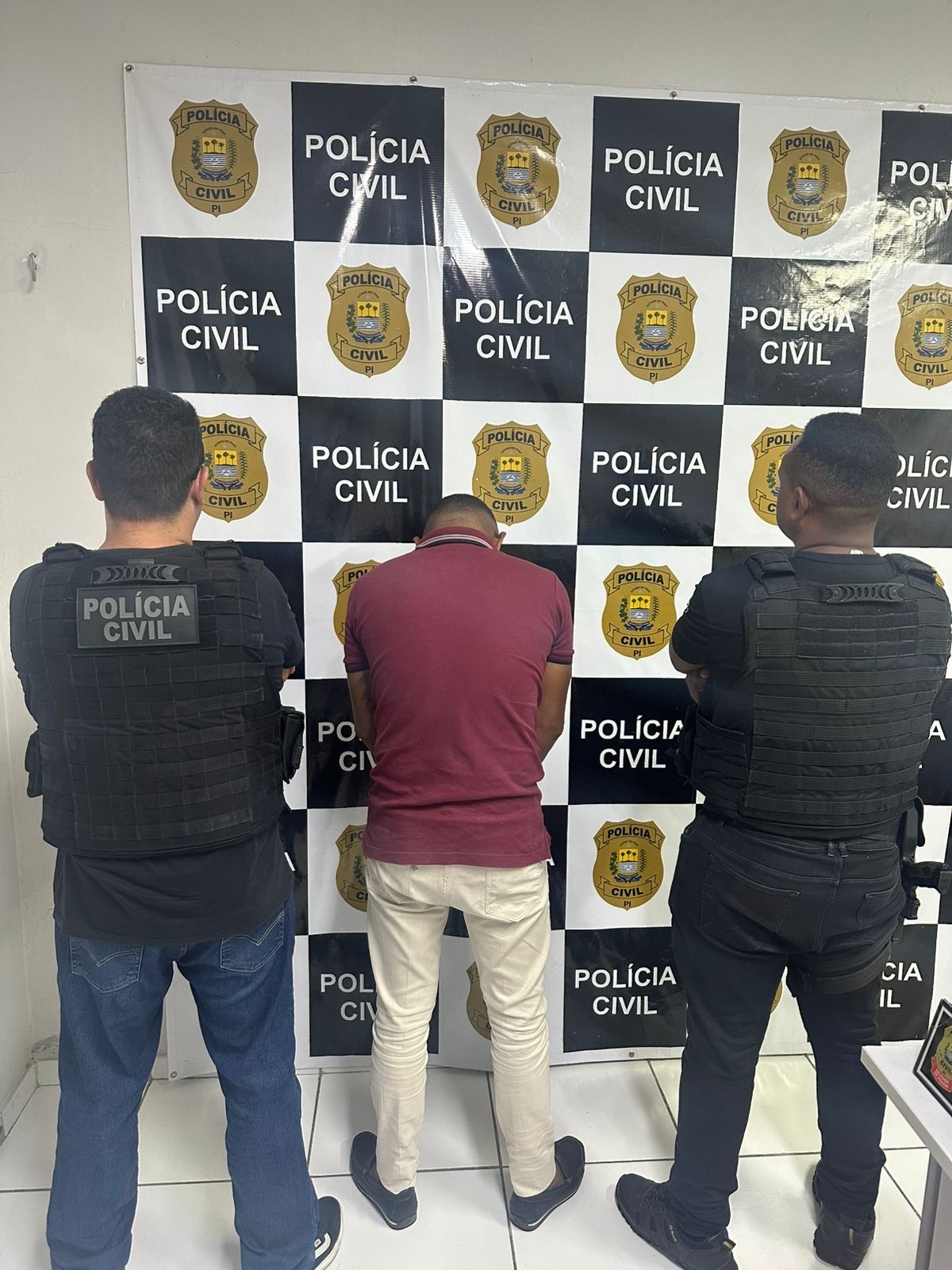 Polícia Civil prende homem por crime de estelionato em Teresina