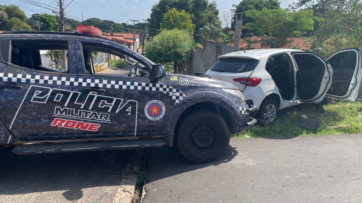 Trio é capturado e apreendido com arma de fogo após acompanhamento tático