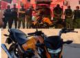 Homens são presos após tentarem fugir de blitz e invadir casas em Teresina