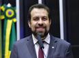 Lula anuncia Boulos como novo ministro da Secretaria-Geral da Presidência