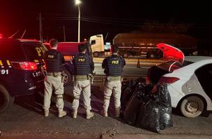 PRF apreende quase 100 kg de maconha durante fiscalização na BR-316 em Picos (Foto: Divulgação)