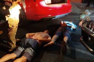 BOPE prende trio com arma de fogo durante abordagem em Teresina (Foto: Divulgação)