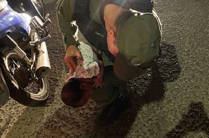 PM salva bebê engasgado durante patrulhamento na zona Norte (Foto: Divulgação)