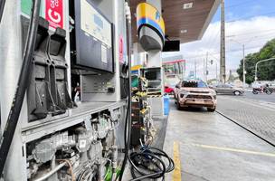 Polícia interdita postos de combustíveis por suspeita de envolvimento com o PCC (Foto: Divulgação)