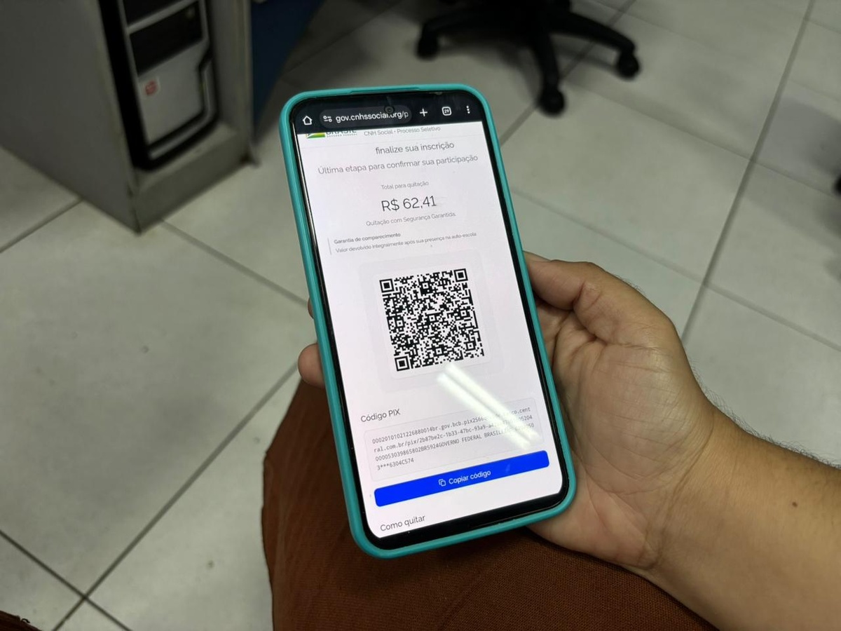 Publicações têm induzido pessoas a fornecer dados pessoais e pagar taxas para garantir inscrição no programa.