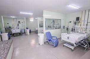 Rafael Fonteles entrega novos leitos de UTI no Instituto Natan Portella (Foto: Divulgação)