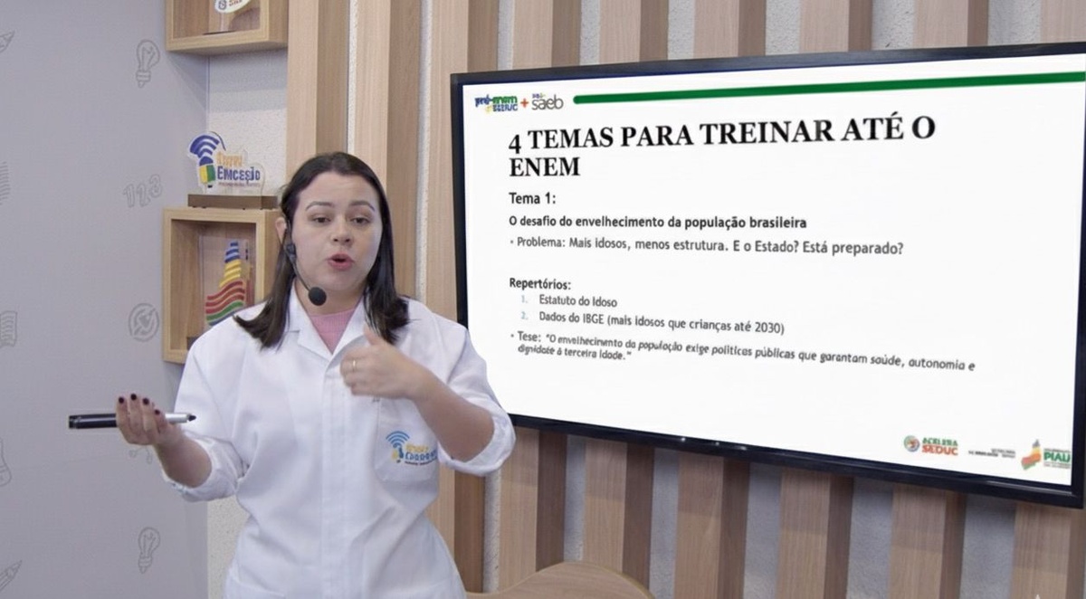 Tema da redação do Enem 2025 foi debatido pelos professores da rede estadual