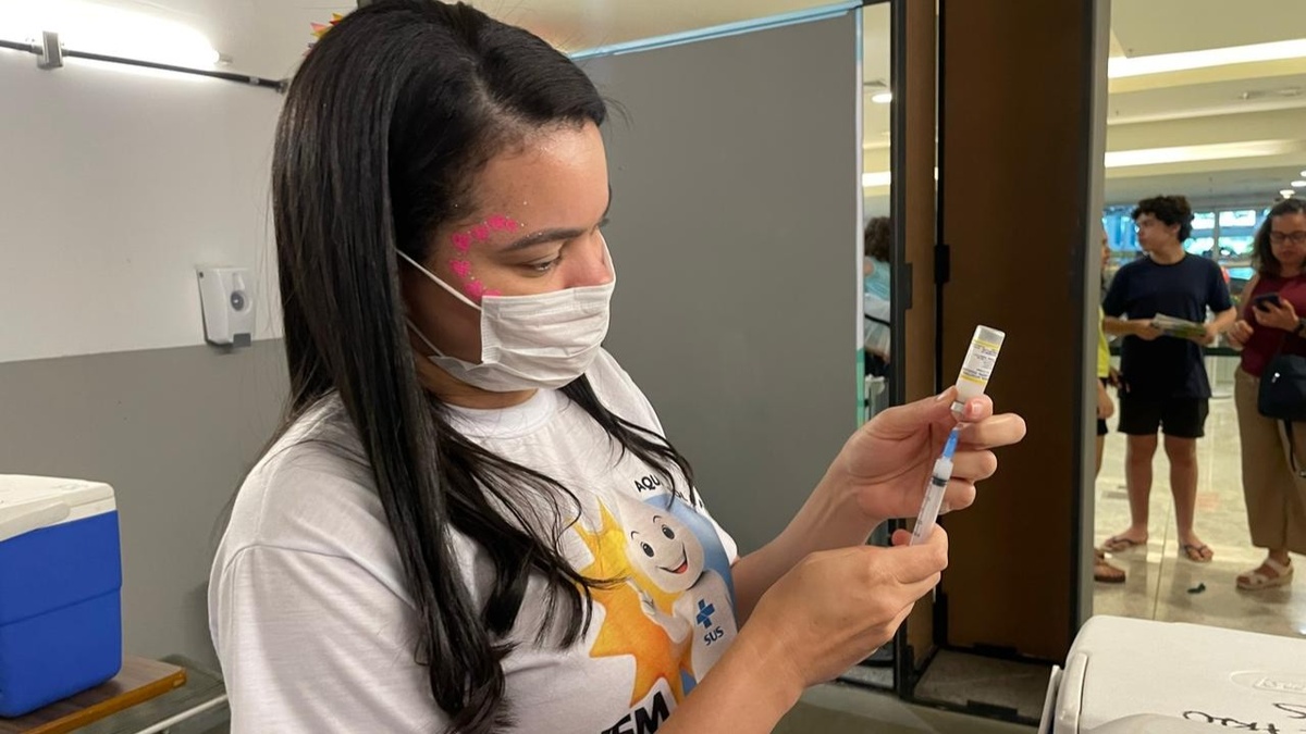 FMS divulga horário especial da vacinação no Teresina Shopping no fim de ano