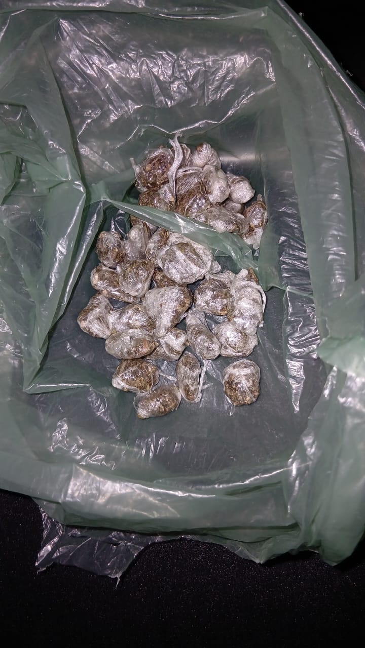 Homem é detido em Timon com 39 trouxas de maconha e dinheiro em espécie