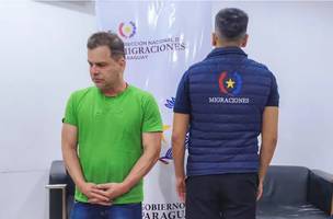 Polícia do Paraguai entrega Silvinei Vasques à PF (Foto: Divulgação)