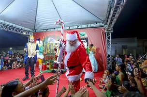 Timon realiza “Natal da Família” e entrega decoração natalina na Praça São José (Foto: Divulgação)