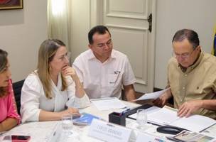 Governador Brandão reforça compromisso municipalista em encontro com prefeitos (Foto: Divulgação)