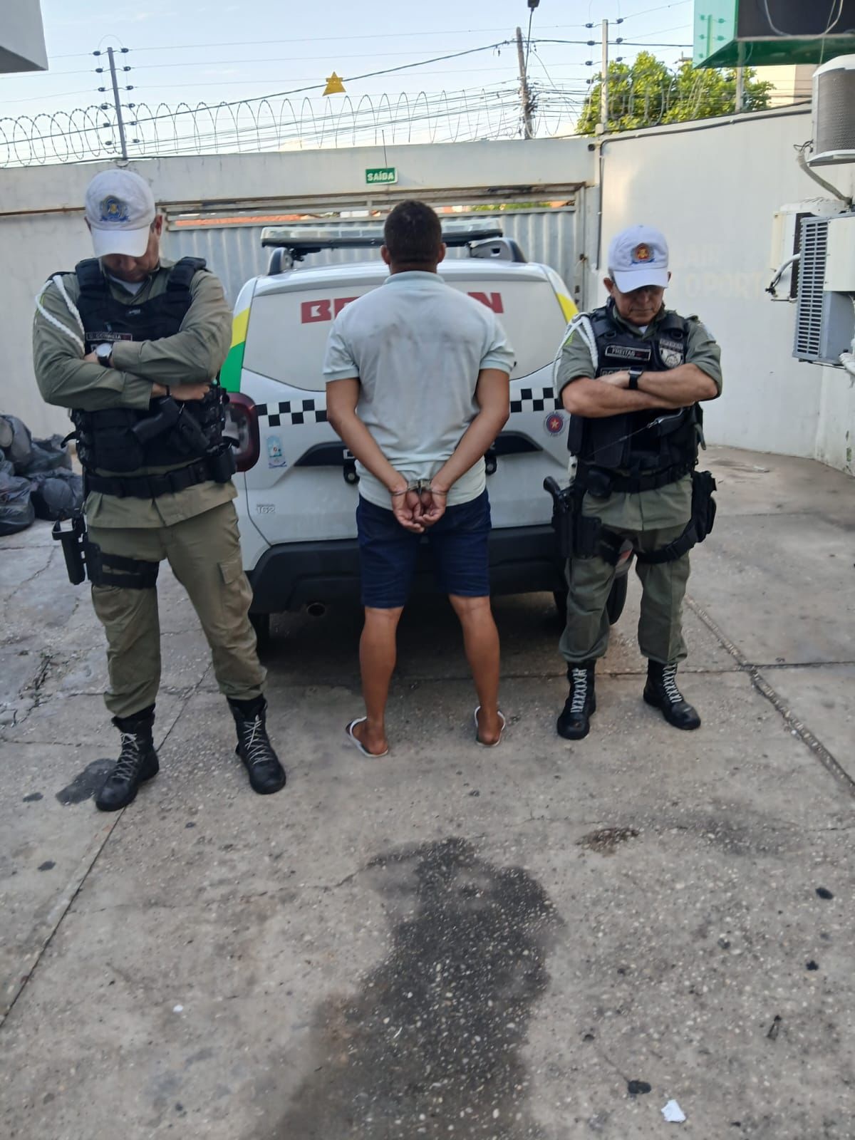 Motociclista embriagado é preso com arma na Avenida Presidente Kennedy
