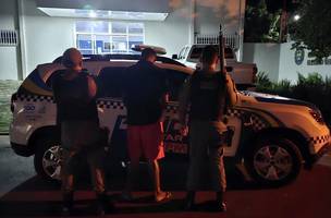 Polícia cumpre mandado contra homem que ateou fogo em colchão de delegacia (Foto: Divulgação)