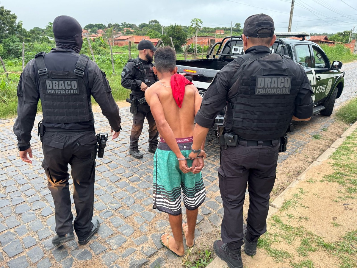 Polícia cumpre mandados com suspeitos de homicídios em Teresina