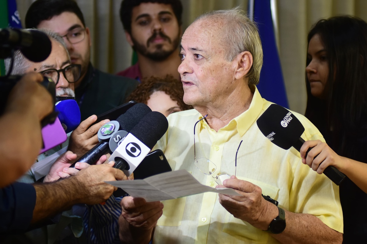 Prefeito Silvio Mendes nomeia 940 novos concursados para a Saúde de Teresina